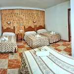 Hotel Virgen de los Reyes
