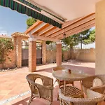 Villa El Carmoli
