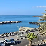 Seafront San Andres
