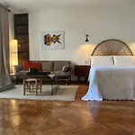 Niko Rooms