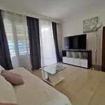 Relax And Enjoy In Tenerife Sud!
