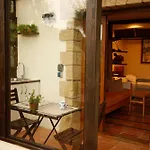 2 Habit, Sala, Terraza, Jardin, Parking Gratis