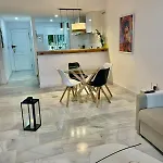 2 Bed Ground Floor Apartment With Pool & Parking