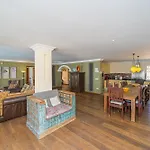 Stunning Villa Carichel Blanc