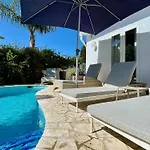 VILLA OASIS SEA VIEW 3 bed PRIVATE HEATED POOL - La Cala de Mijas by Solrentspain