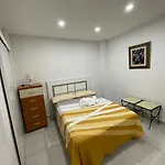 Casa Amplia Ideal En Pleno Centro Del Casco Historico De Almunecar