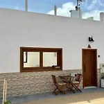 La Graciosita Traditional Home