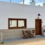 La Graciosita Traditional Home