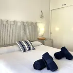 Creus - Apartment In The Center Of Town