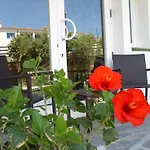Hotel Nou Estrelles