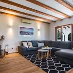 Villa Moonlight By Abahana Villas