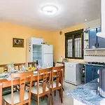 Nice Home In Alcala La Real With Kitchen