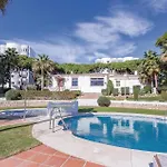 Cozy Apartment In Calahonda With Swimming Pool