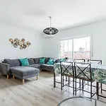 3 Bedroom Awesome Apartment In Santa Pola