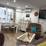 La Casa De La Plaza