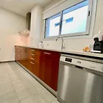 Carmed Homely Apartment By Hlclub Agency