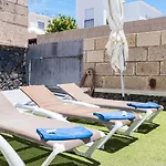 Cozy villa in Madroñal de Fañabe with large private pool