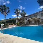 Casa Rural Las Rosas De Benaojan