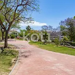 Bright&modern apartment in Los Pacos Koti Rentals