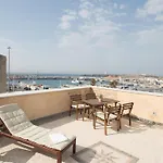 Puerta La Mar