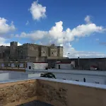 Puerta La Mar