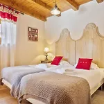 Luderna - Casa Eth Farrow 2