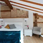 Tuapartamento - Boutique Plaza Del Castillo 29