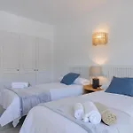 Jardines Del Mar Apartments