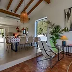 Naraya - Managed By Almarina Villas
