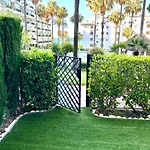 Mi Capricho, Beachfront, Grownfloor, Private Garden & Terrace