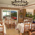 Apartaments Estudis Els Molins
