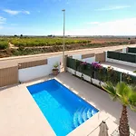 Villa El Raso