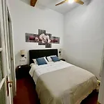 Casa Naty, Espacioso Renovado Apartamento En El Centro De Malaga