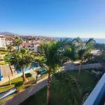 Beautiful Apartment Sea&Mountains Views
