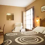 Apartamentos Rurales El Corberu