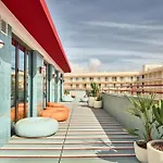 The Boc Hostels - Beach