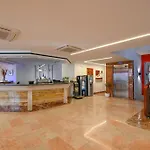 Hotel Pinos Playa