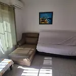Mi Casita En Torrevieja Con Piscina Y Barbacoa