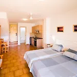 Apartamentos Charco Del Conde