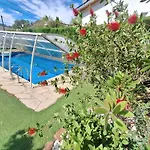 Casa Familiar Con Piscina