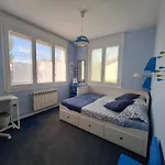 Casa Familiar Con Piscina