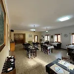 L Esquella Restaurante Hostal