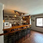 L Esquella Restaurante Hostal