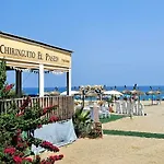 Small Oasis #2 - Manilva