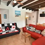 Doce Palmeras, Stunning Villa In Beautiful Gardens