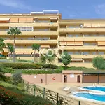 Bright&modern apartment in Los Pacos Koti Rentals