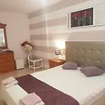 The Heights English Home