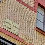Heart Of Pamplona Apartments I By Clabao