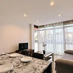 Apartsalou Tati