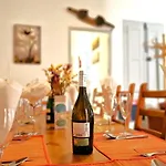 Finca Craig, Spacious Farmhouse With Amazing Garden And Private Heated Pool